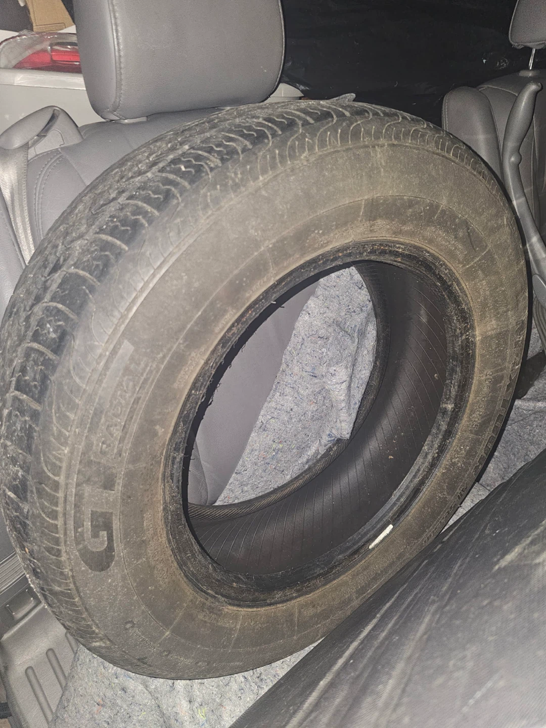 GT Radial Tire 215/65R15
