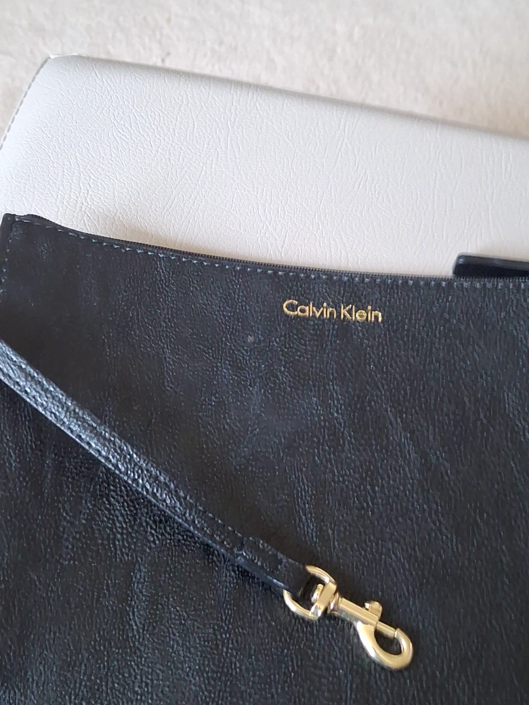 Black Calvin Klein pouch - photo 5