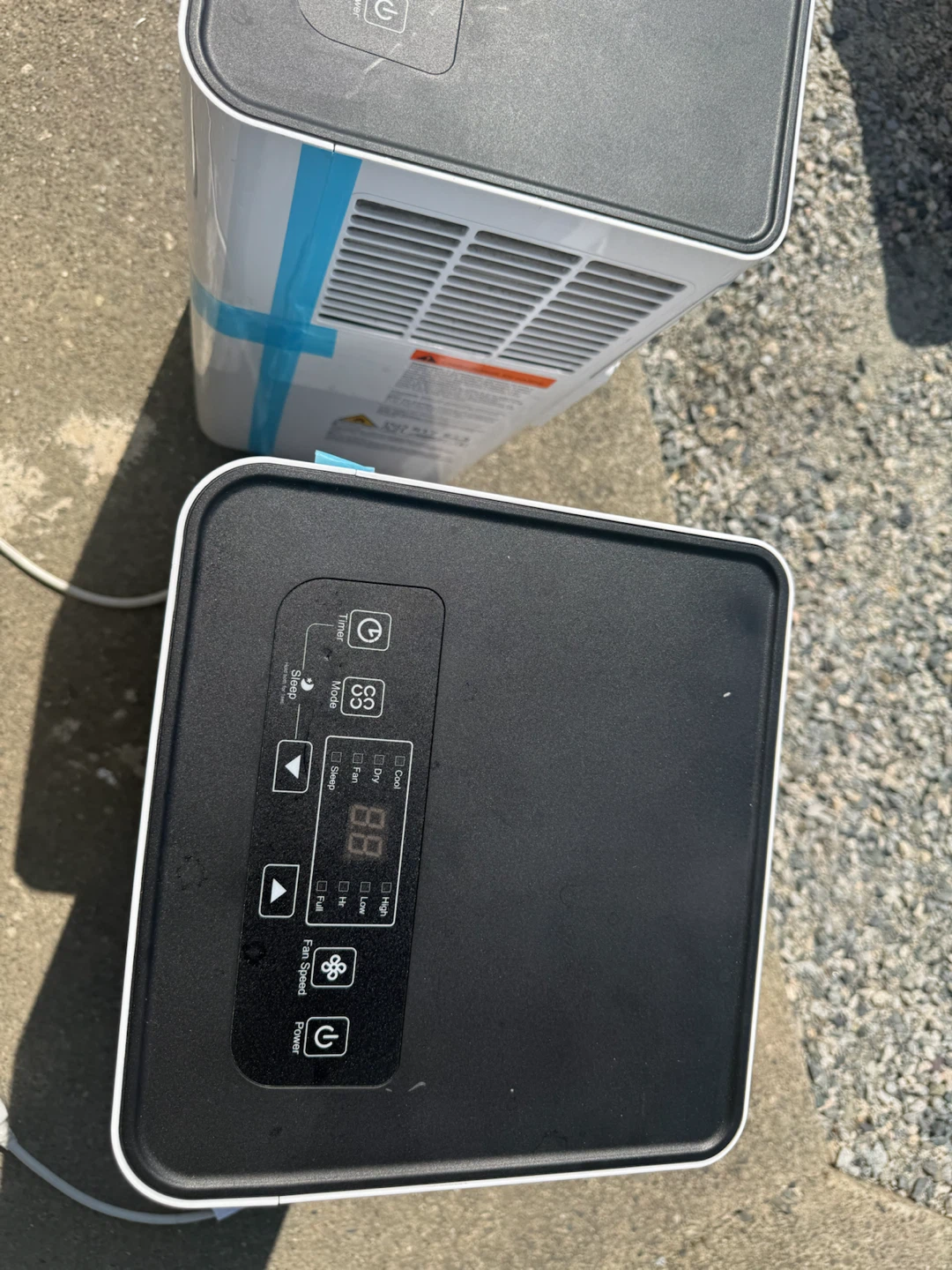 Insignia Portable Air Conditioner 120$ each - photo 3