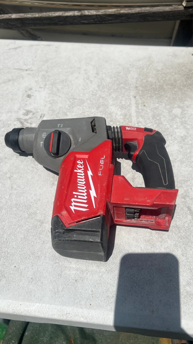 Milwaukee FUEL Rotary Hammer (Tool Only)