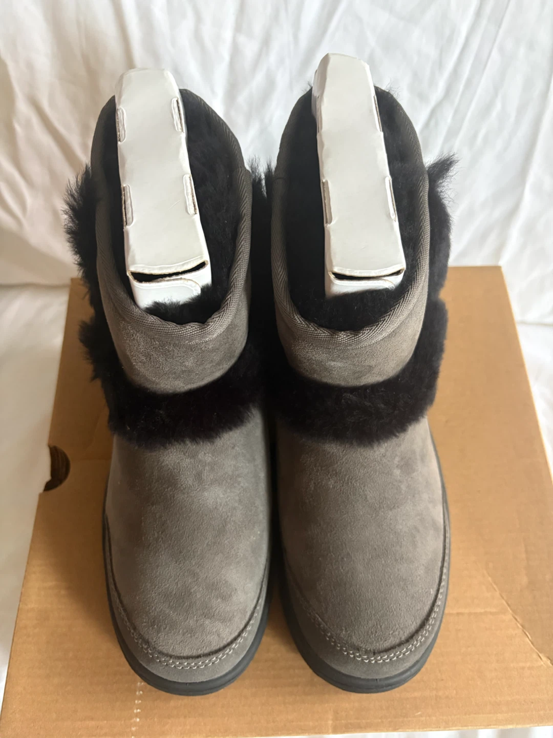 UGG Australia Sheepskin Boots Gray Size 7 - photo 2