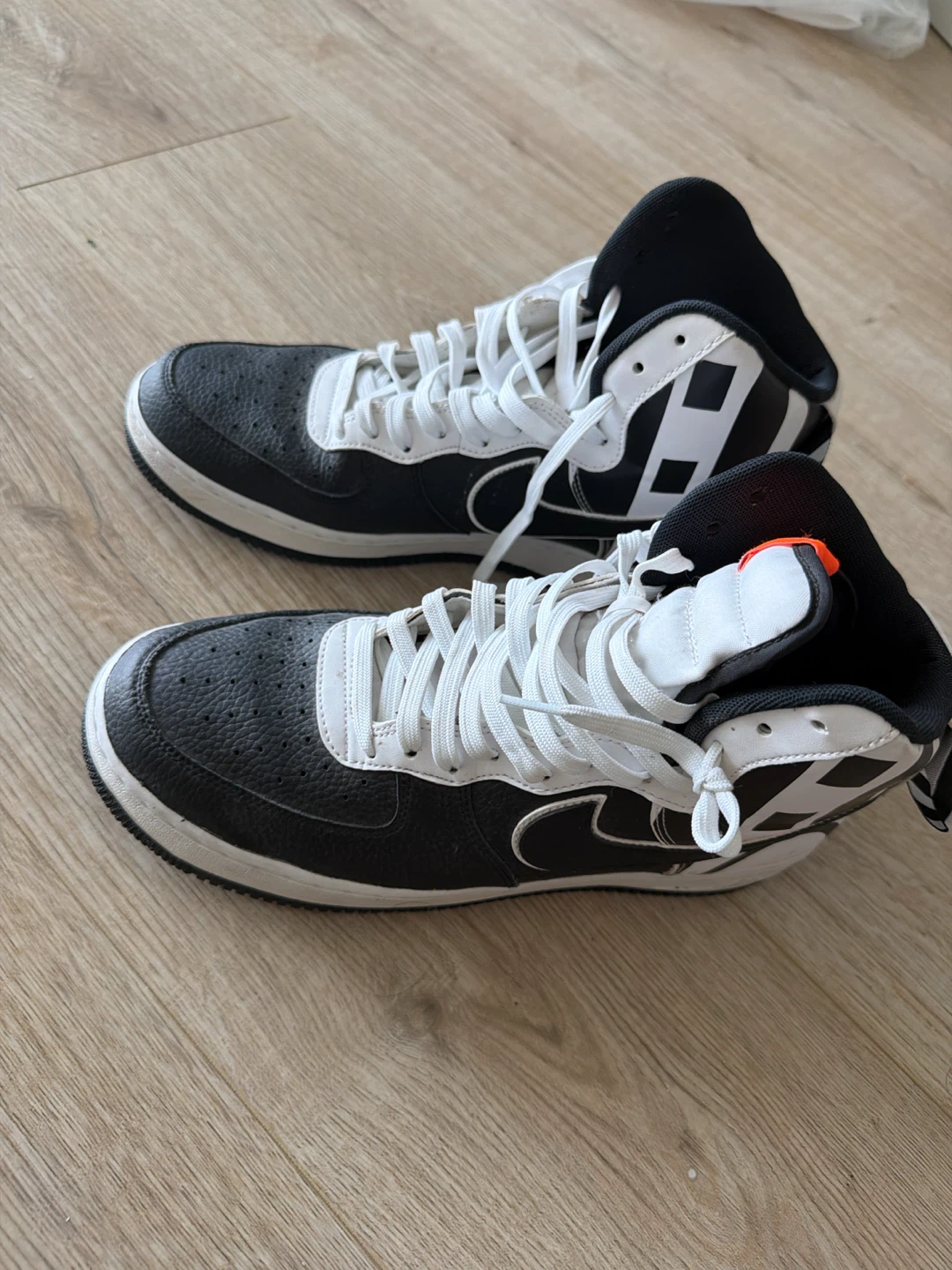 Nike Air Force 1 High Top Sneakers