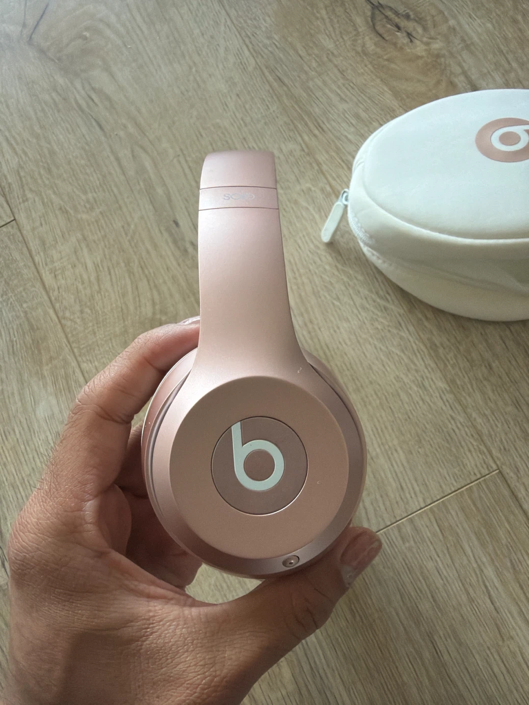 Beats Solo 3 Wireless Rose Gold Headphones - photo 3