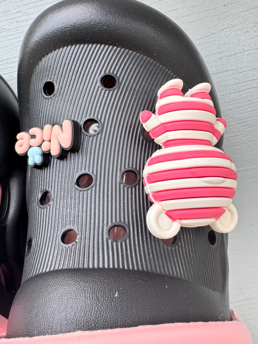 Clog Sandals with Charms women size 8.5-9 - photo 2