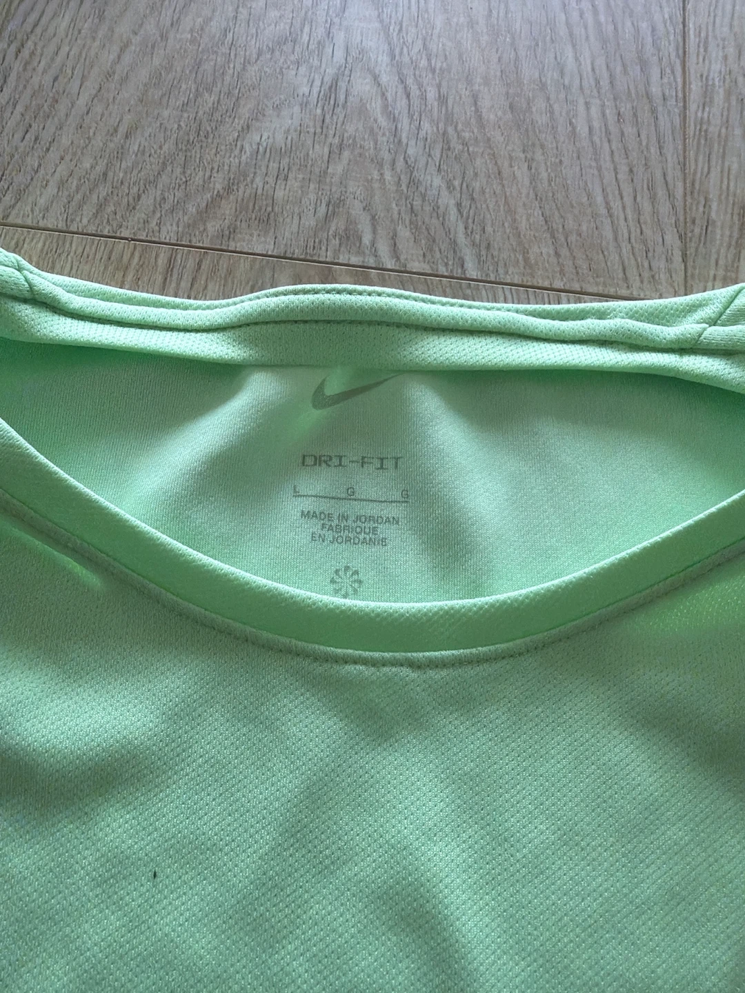 Nike Dri-Fit T-Shirt - Size L- Light Green - photo 2