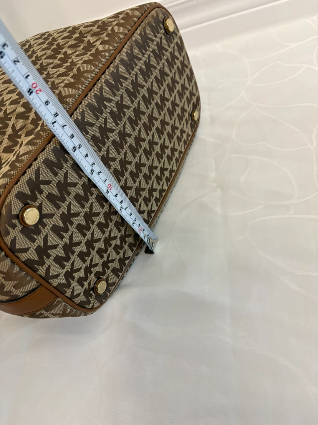 Michael Kors Monogram Tote Bag - photo 4