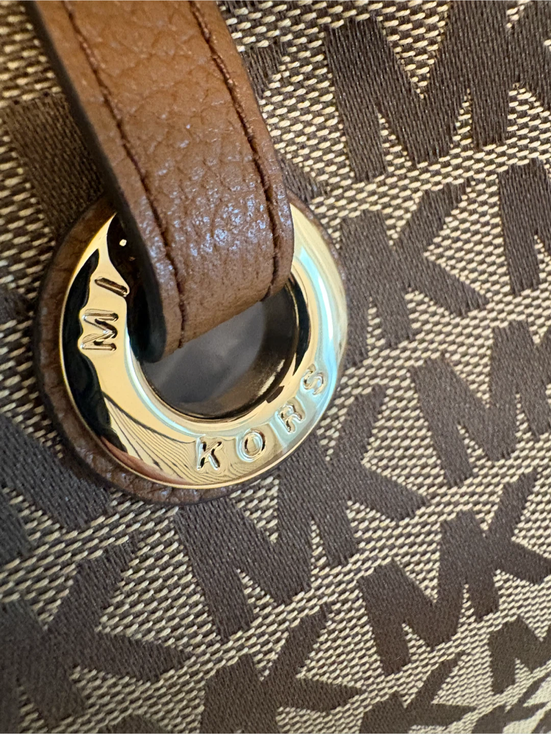 Michael Kors Monogram Tote Bag - photo 5