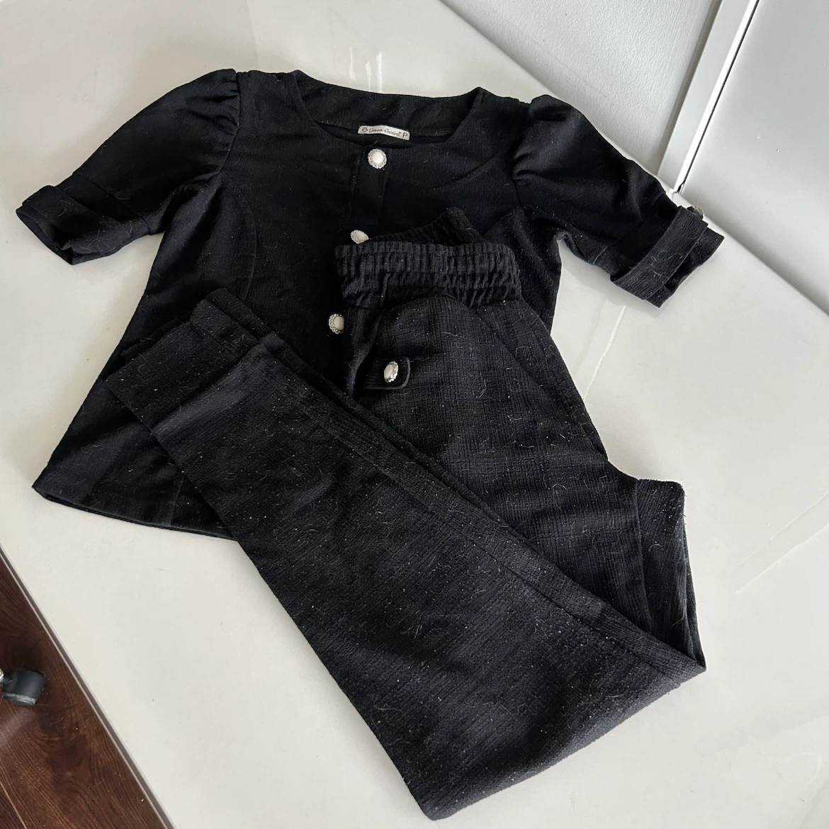 FREE Women’s Clothing Bundle - photo 2