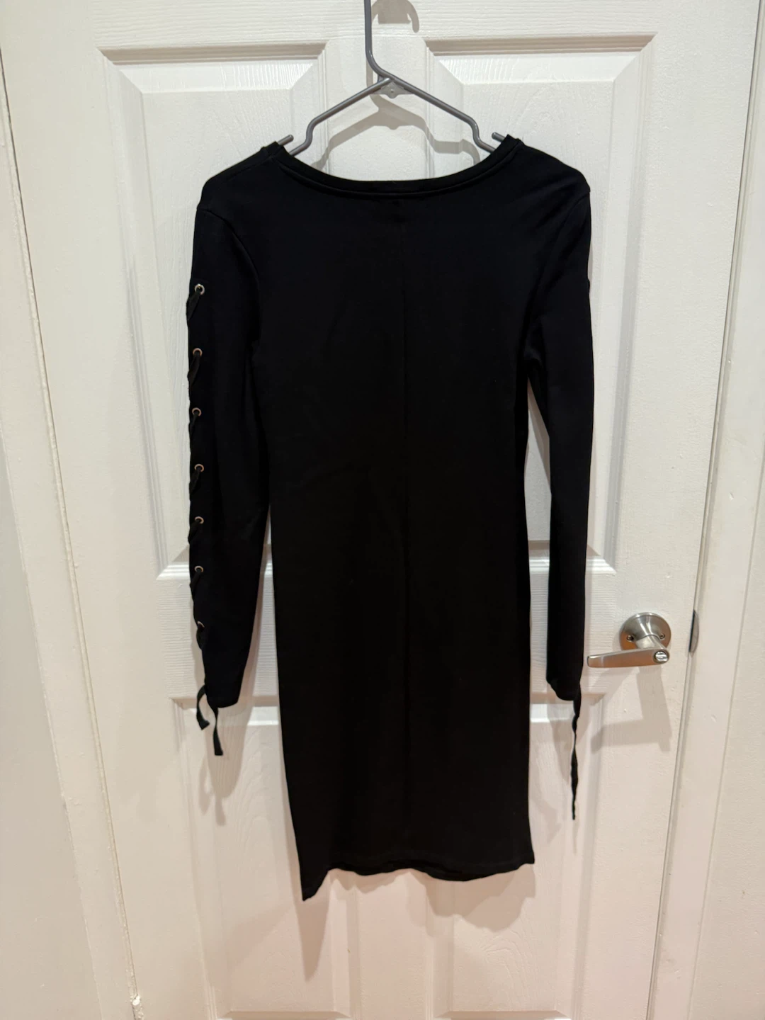 Black Lace-Up Detail Long Sleeve Dress - photo 3