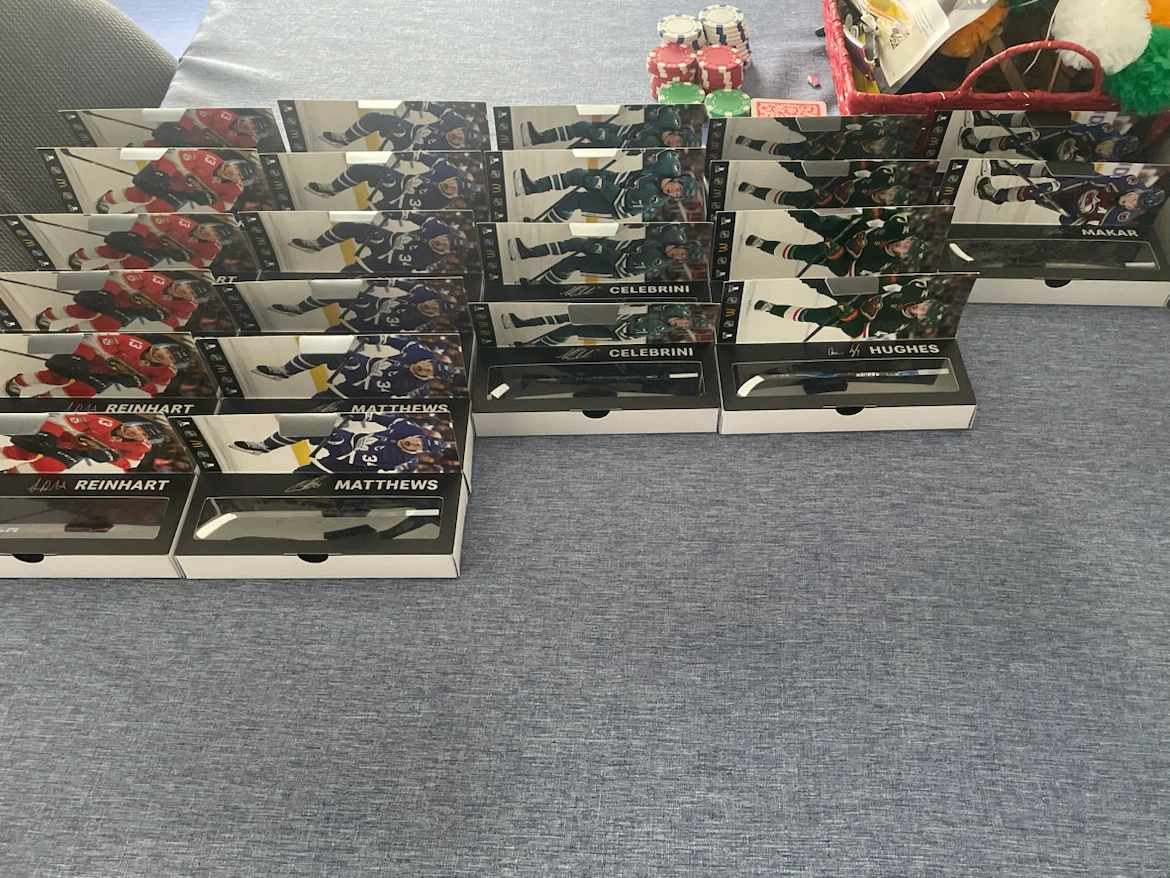 MacDonalds Hockey Player Mini Sticks