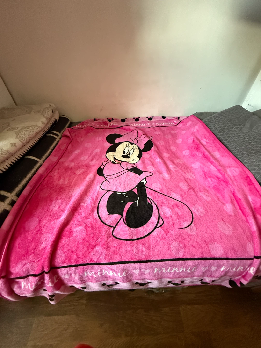 Pink Minnie Mouse Blanket