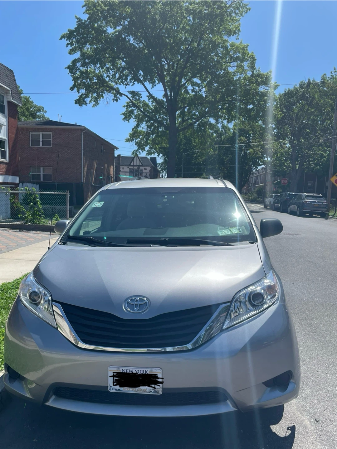 Car - photo 2