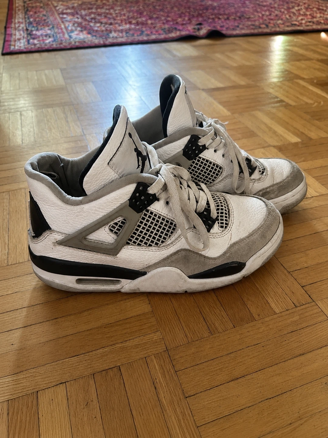 Air Jordan 4 White/Grey - Used