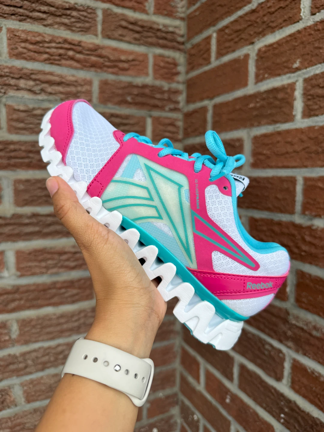 Reebok ZigQuick Fire Running Shoes for women size 6