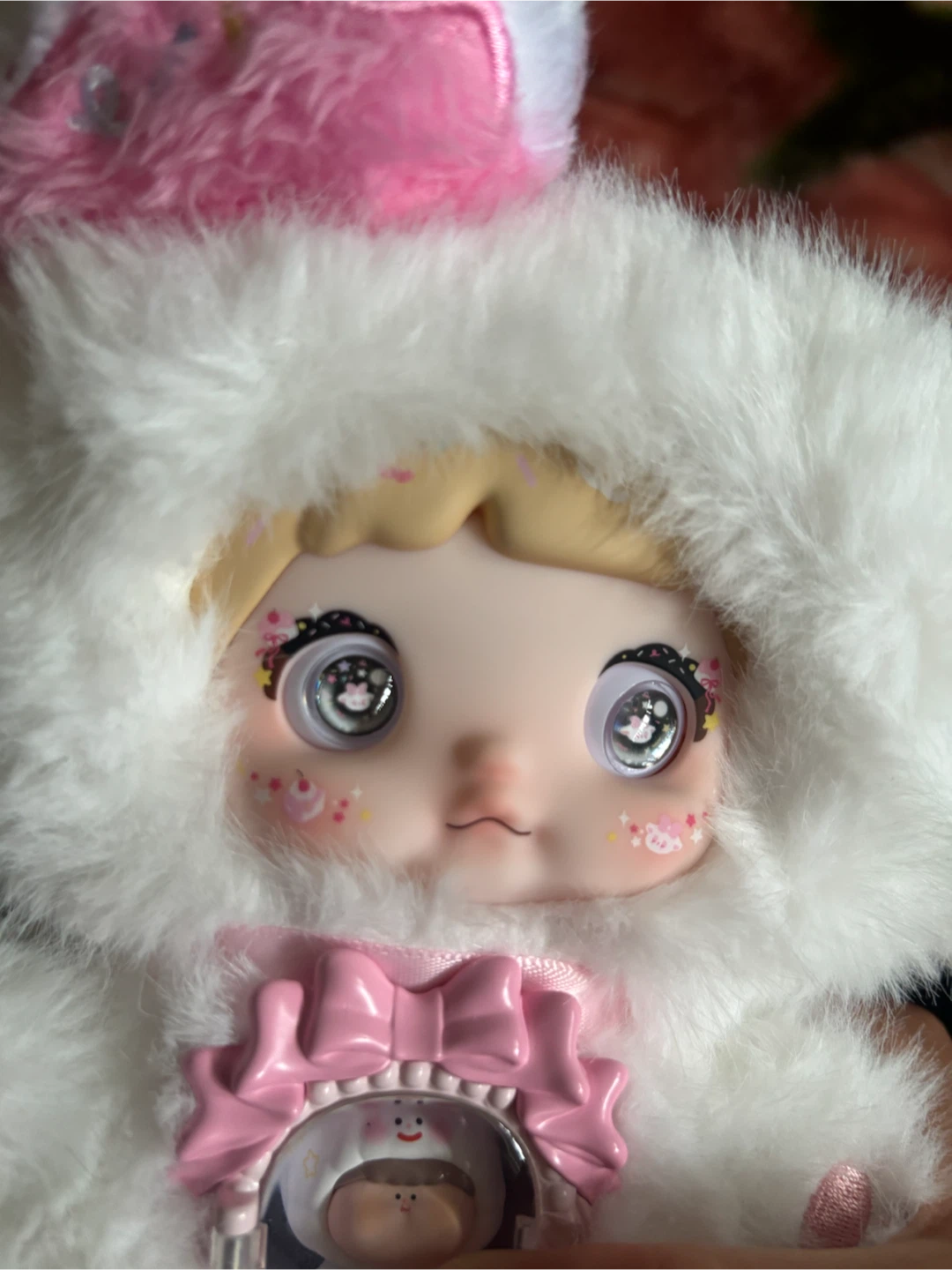 Nommi bite of sweetheart - photo 2