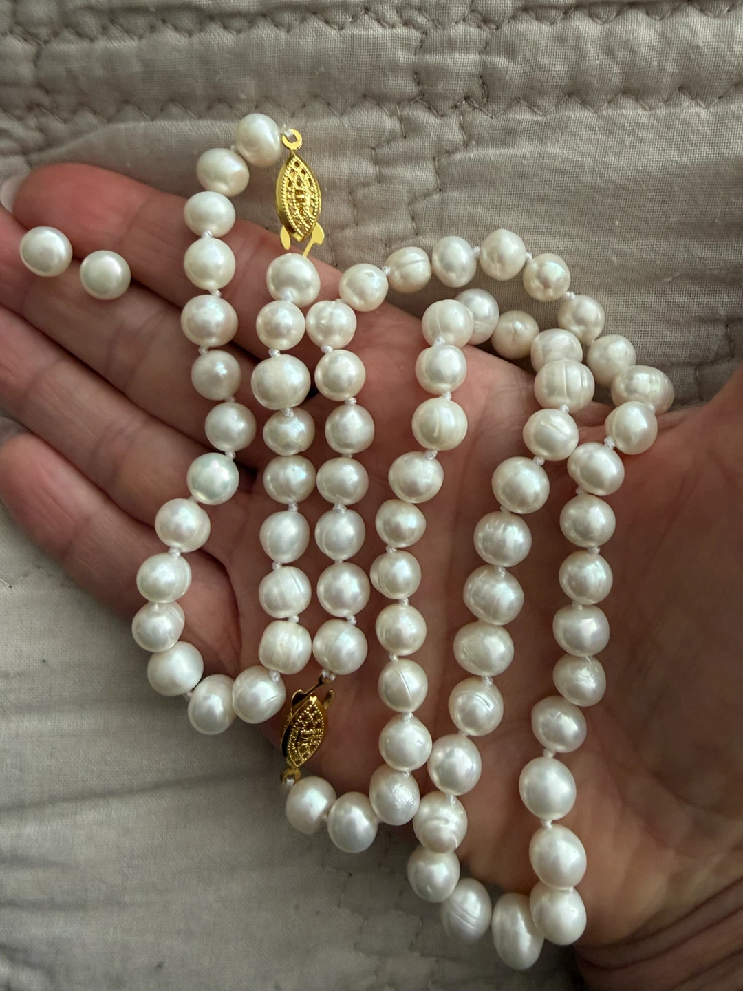 New teal pearl necklace earrings bracelet (retail $600)