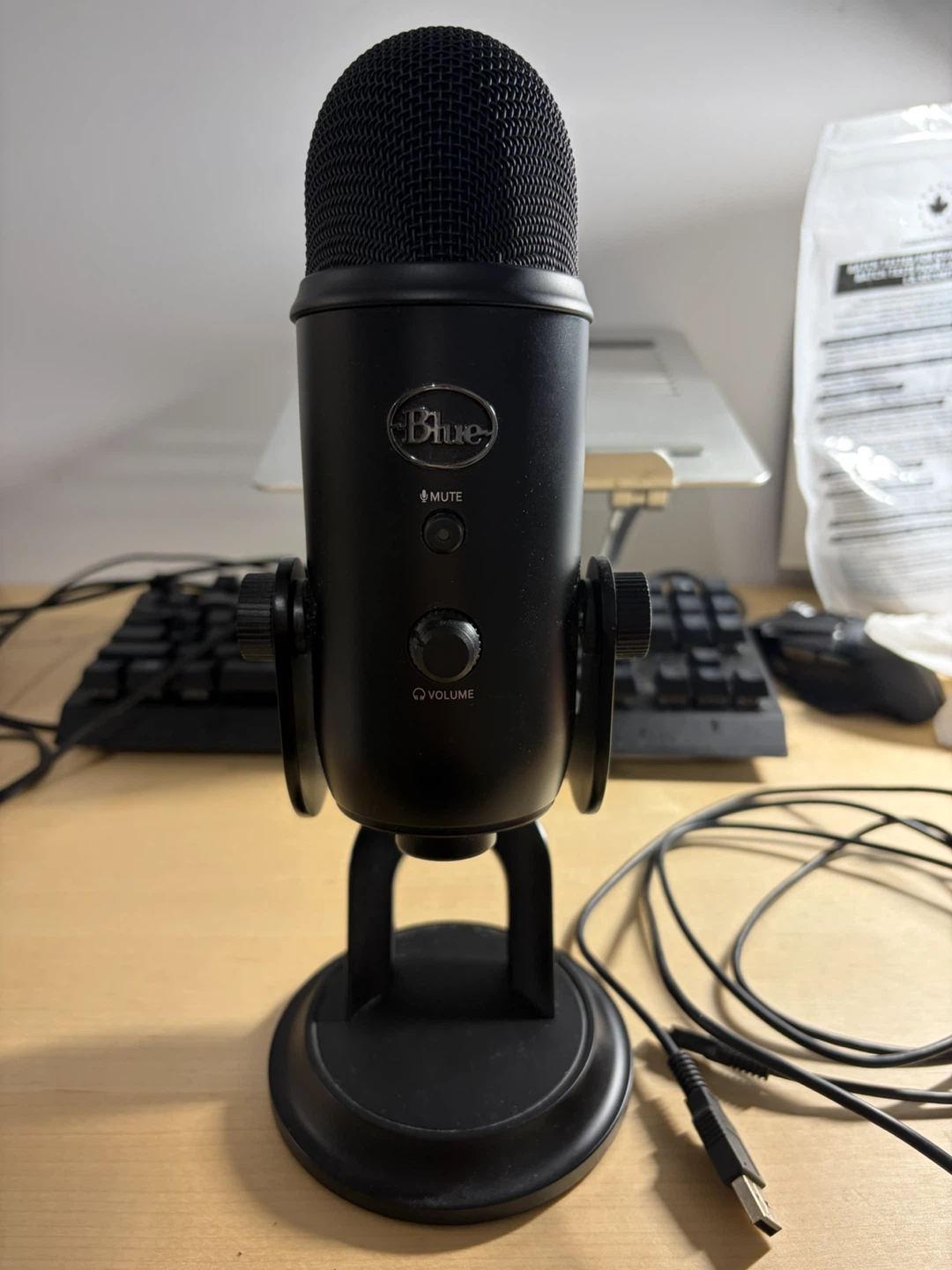 Blue Yeti USB Microphone - Black