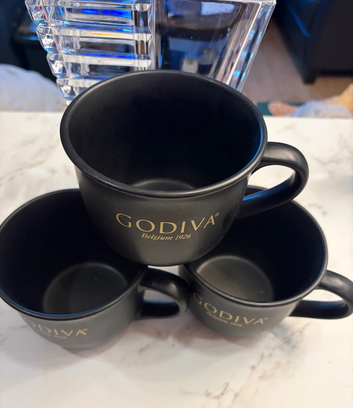 Set of 3 Godiva Black Mugs - photo 2