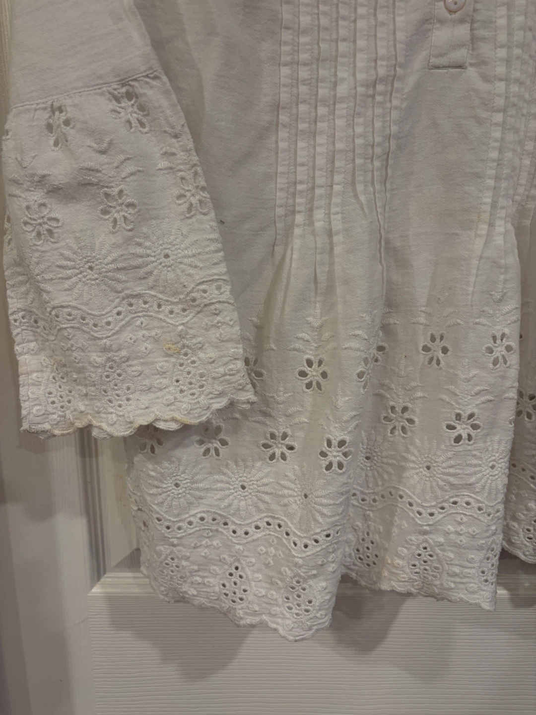 Bundle 3 Shirts White Eyelet Lace Blouse - photo 3