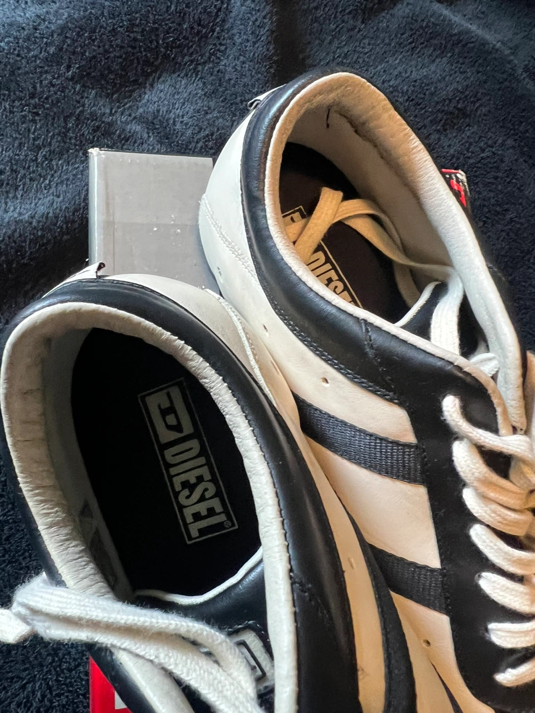 Vintage,  brand new. Diesel Men's Wish Sneakers Size 9 - photo 4