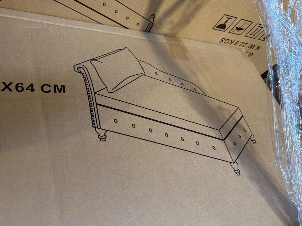Lounge chair with storage. - photo 2