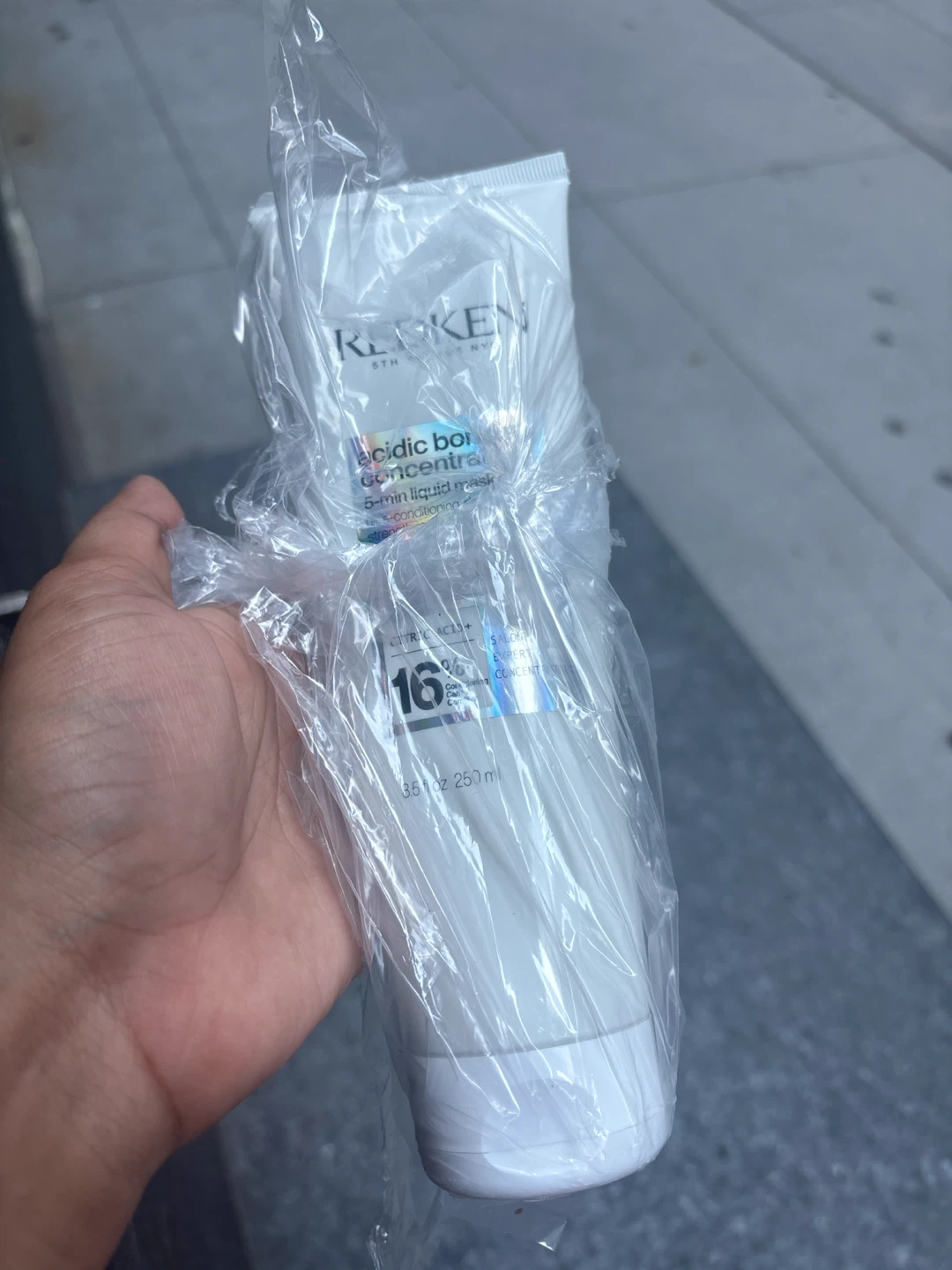 Redken Acidic Bonding Concentrate Liquid Mask - photo 3