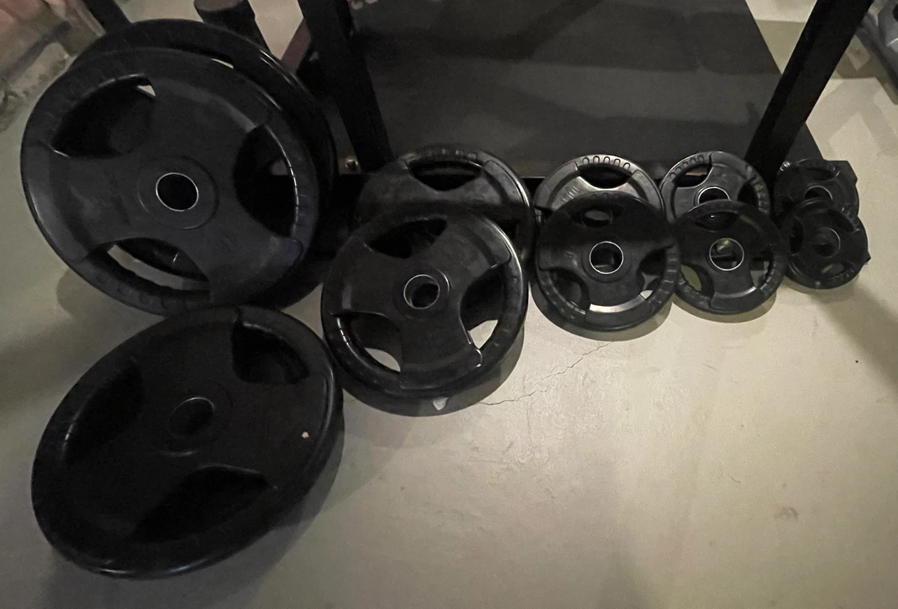 IRONAX Power Rack with Bench and Weight Plates - photo 4