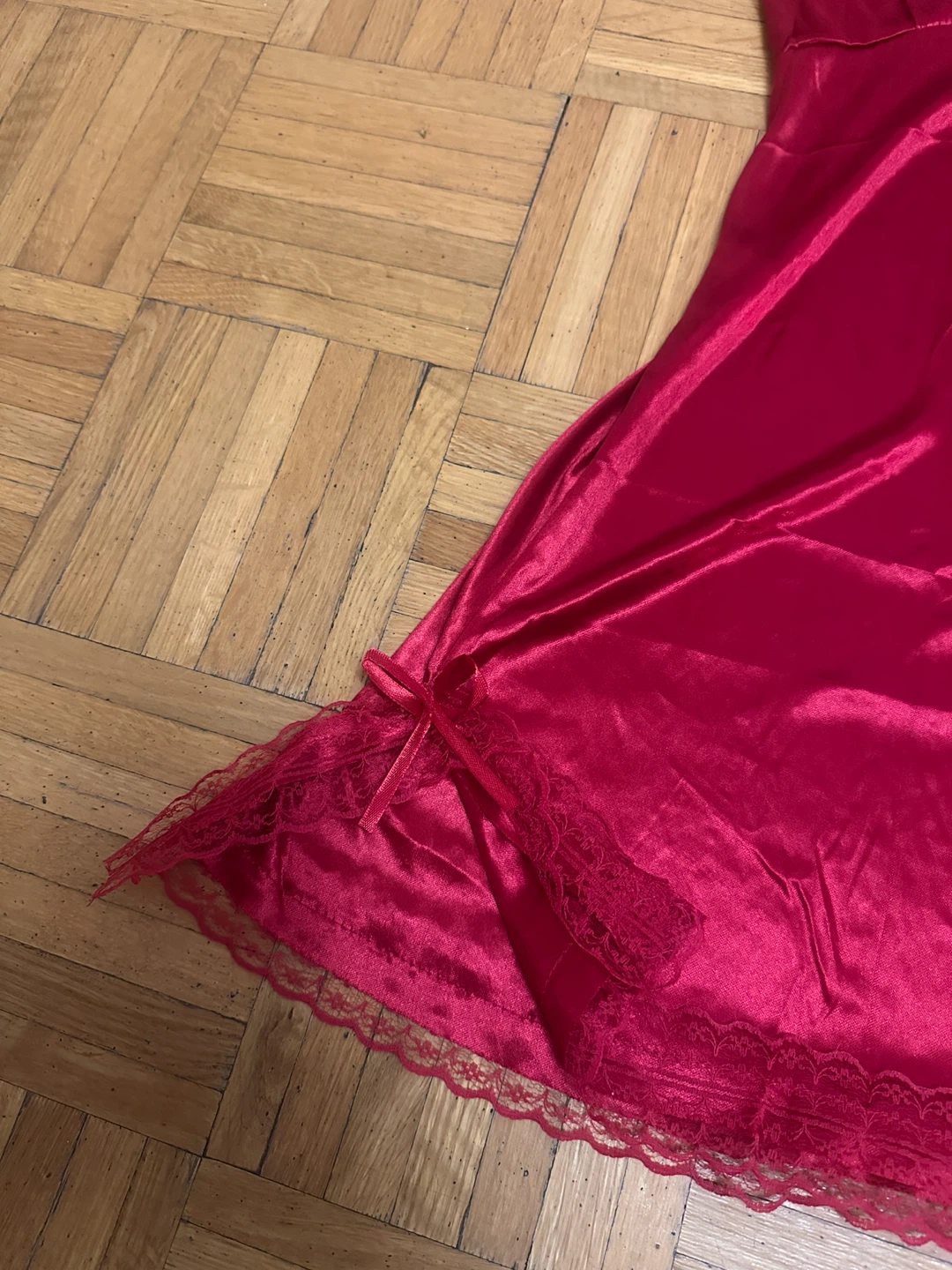 Red Satin Lace Nightgown - photo 3