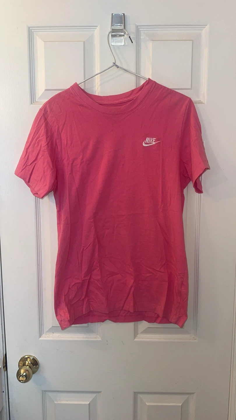Nike T-Shirt - Pink