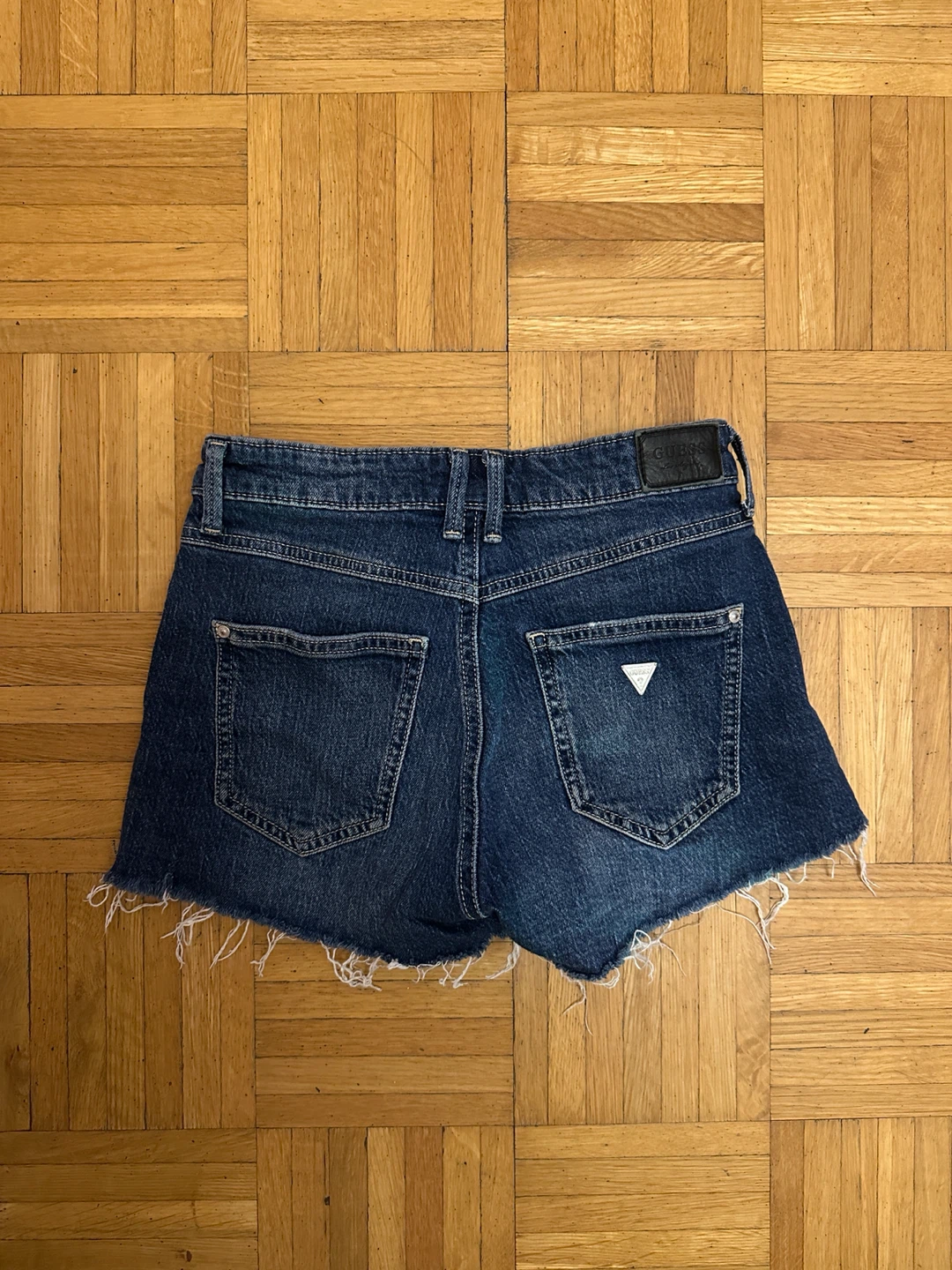 GUESS Denim Shorts Size 24 - photo 2