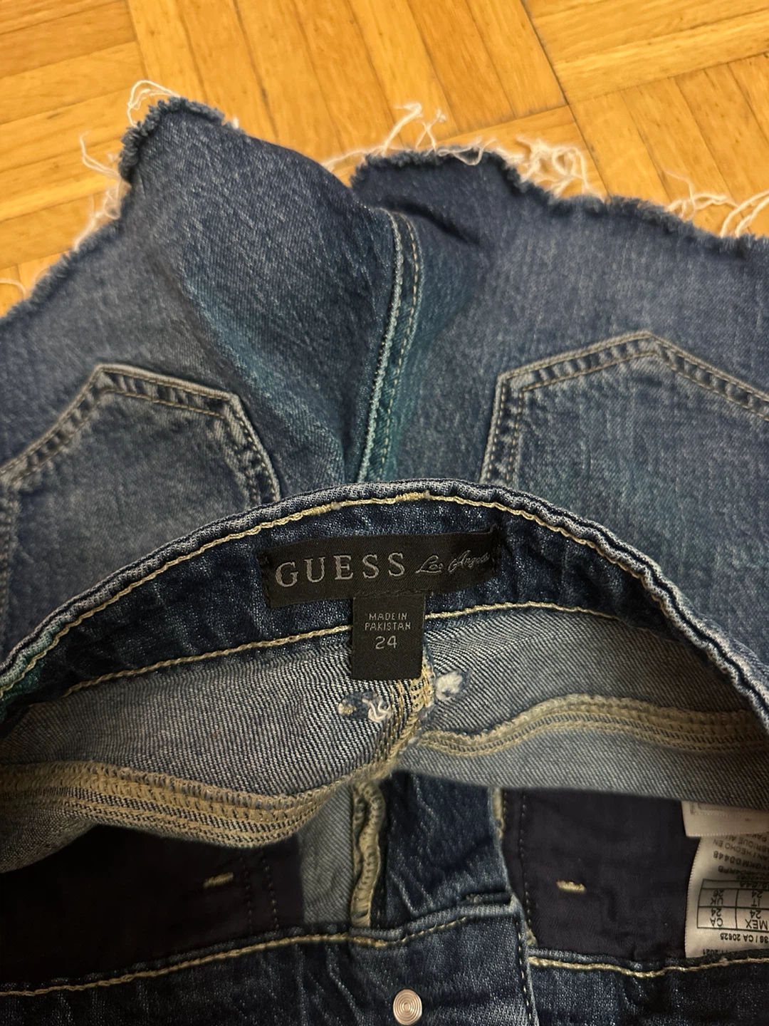 GUESS Denim Shorts Size 24 - photo 4