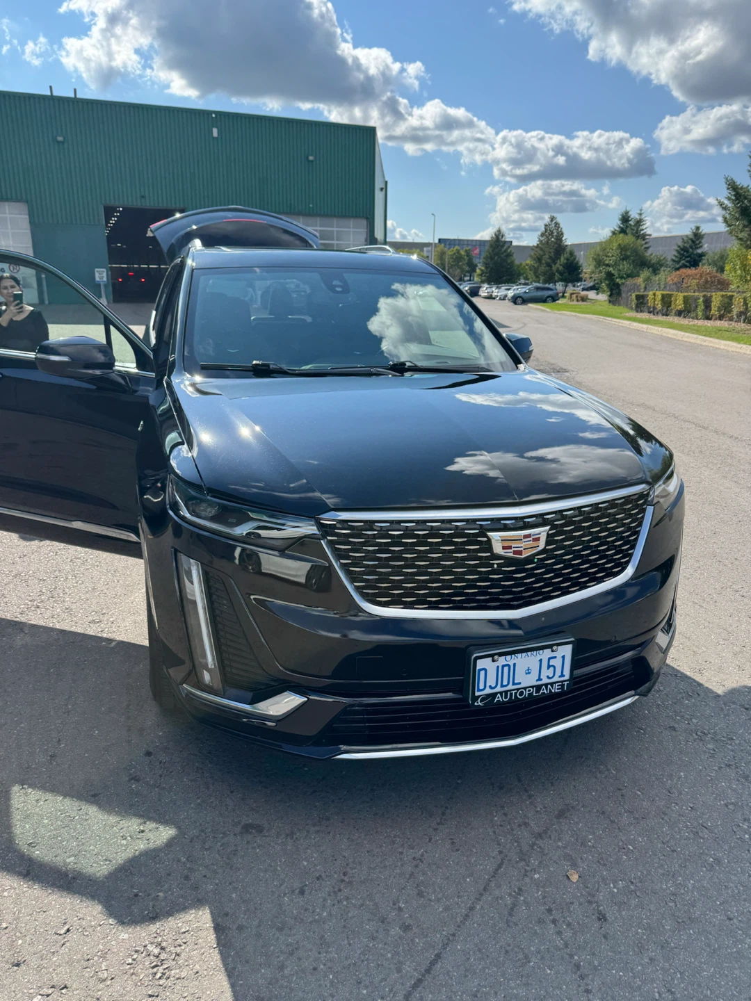 2023 Black Cadillac XT6 - photo 3