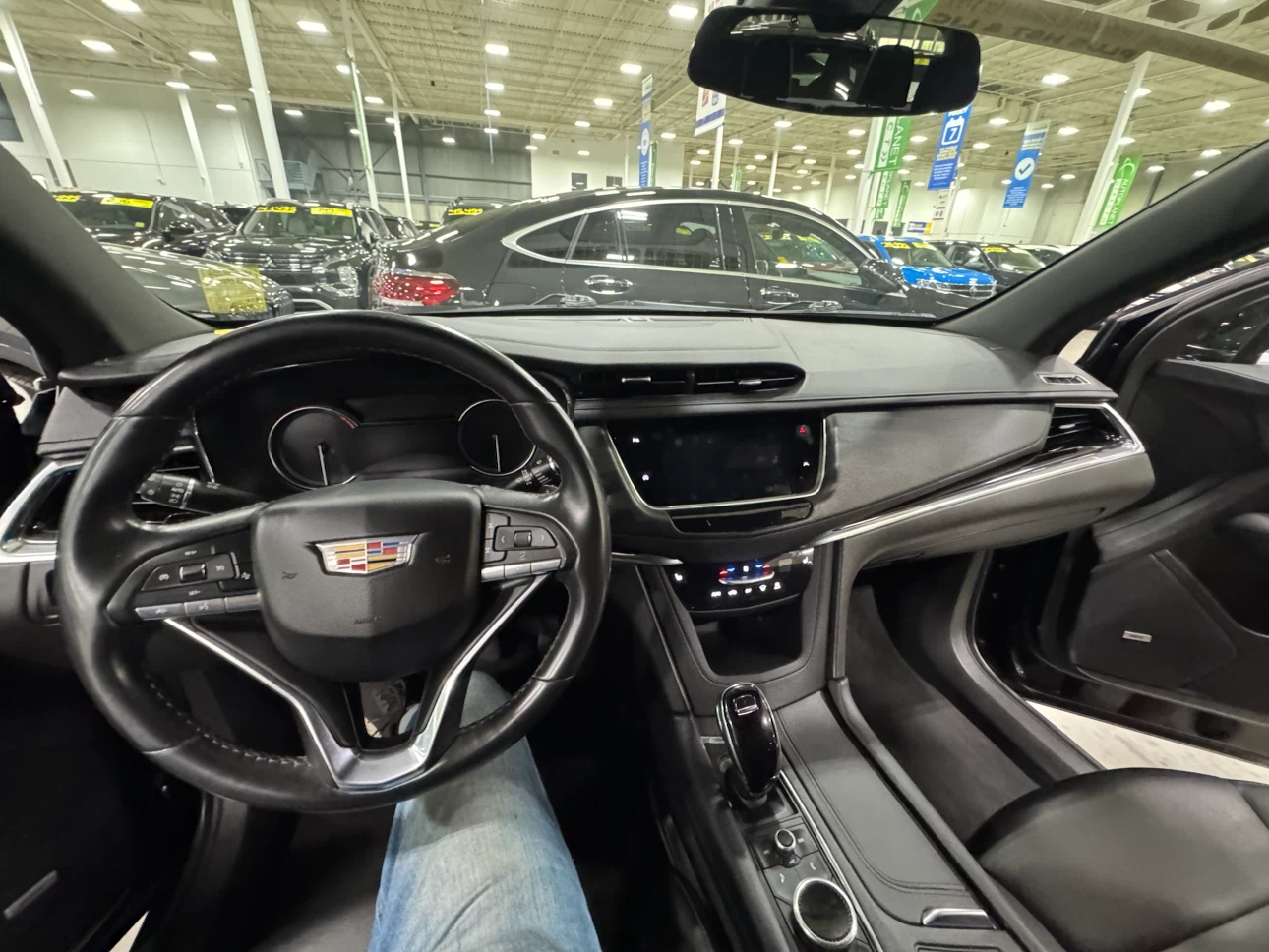 2023 Black Cadillac XT6 - photo 5