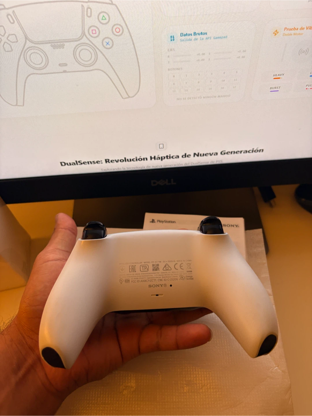 Sony PlayStation 5 DualSense Wireless Controller - photo 3