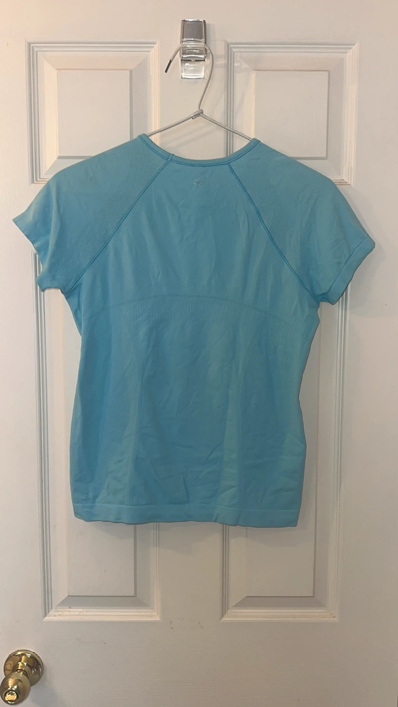 Lululemon Athletica Short Sleeve Shirt - photo 2