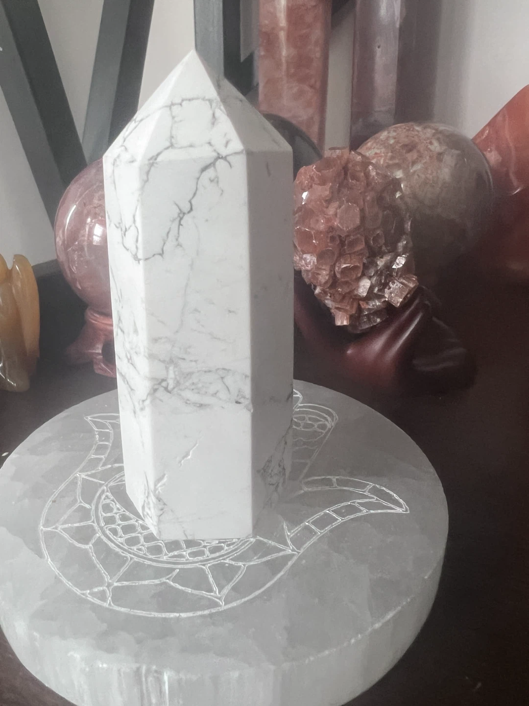 HOWLITE STONE POINT number 2 - photo 2