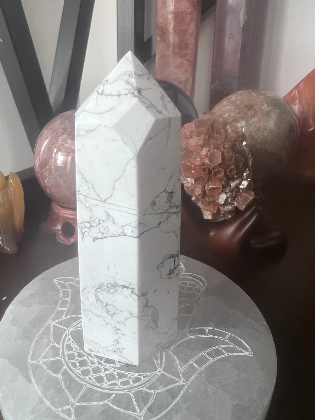 HOWLITE STONE POINT number 3 - photo 2