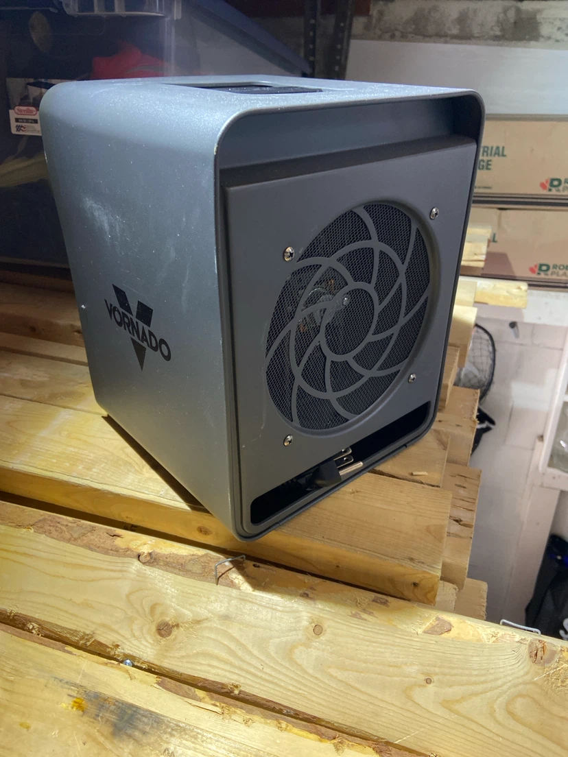 Vornado Air Circulator Fan - photo 2