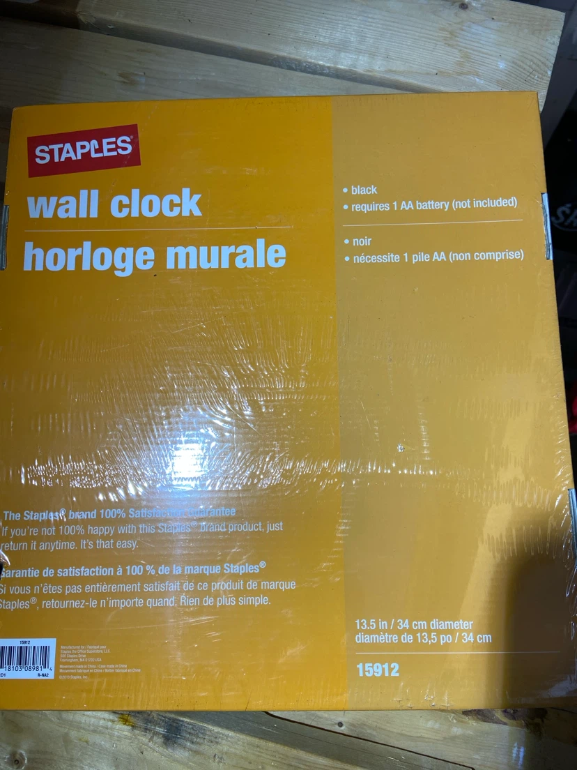 Staples Black Wall Clock 13.5 inch - photo 2