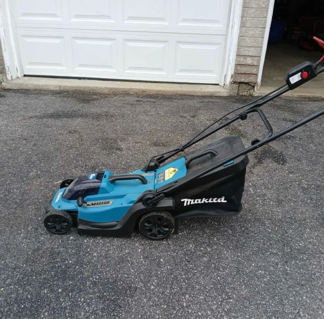 Lawn mower - photo 4