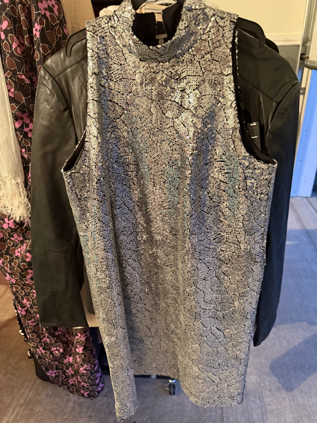 ELLE RW & CO. Sequin Sleeveless Dress