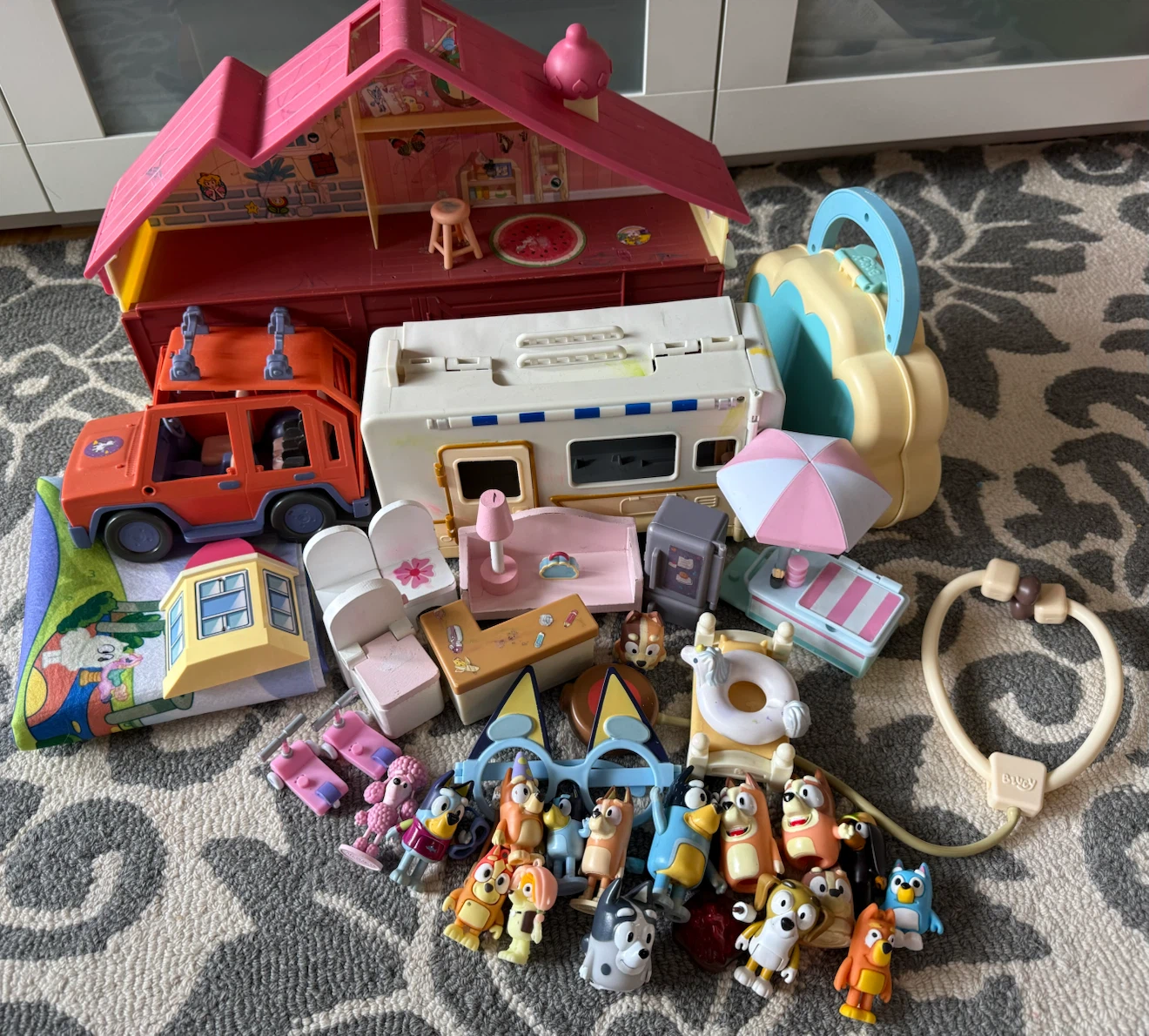 Bluey Family Toy Set with House and Camper