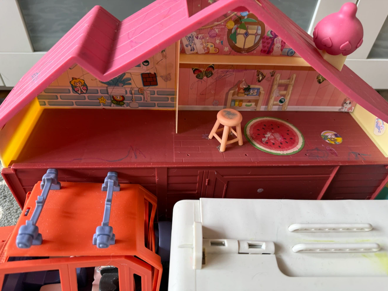 Bluey Family Toy Set with House and Camper - photo 2