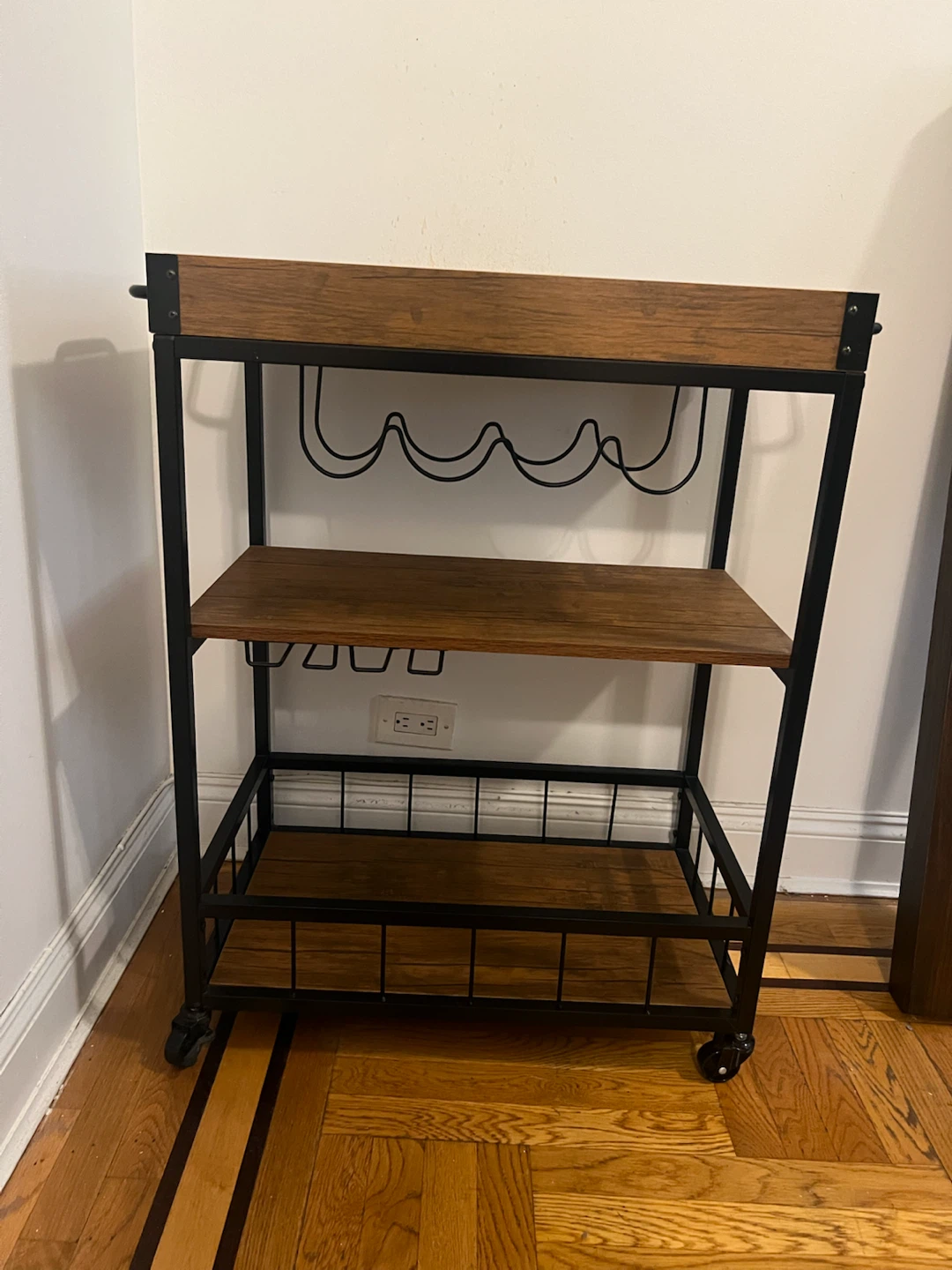 Bar cart with removable top tray