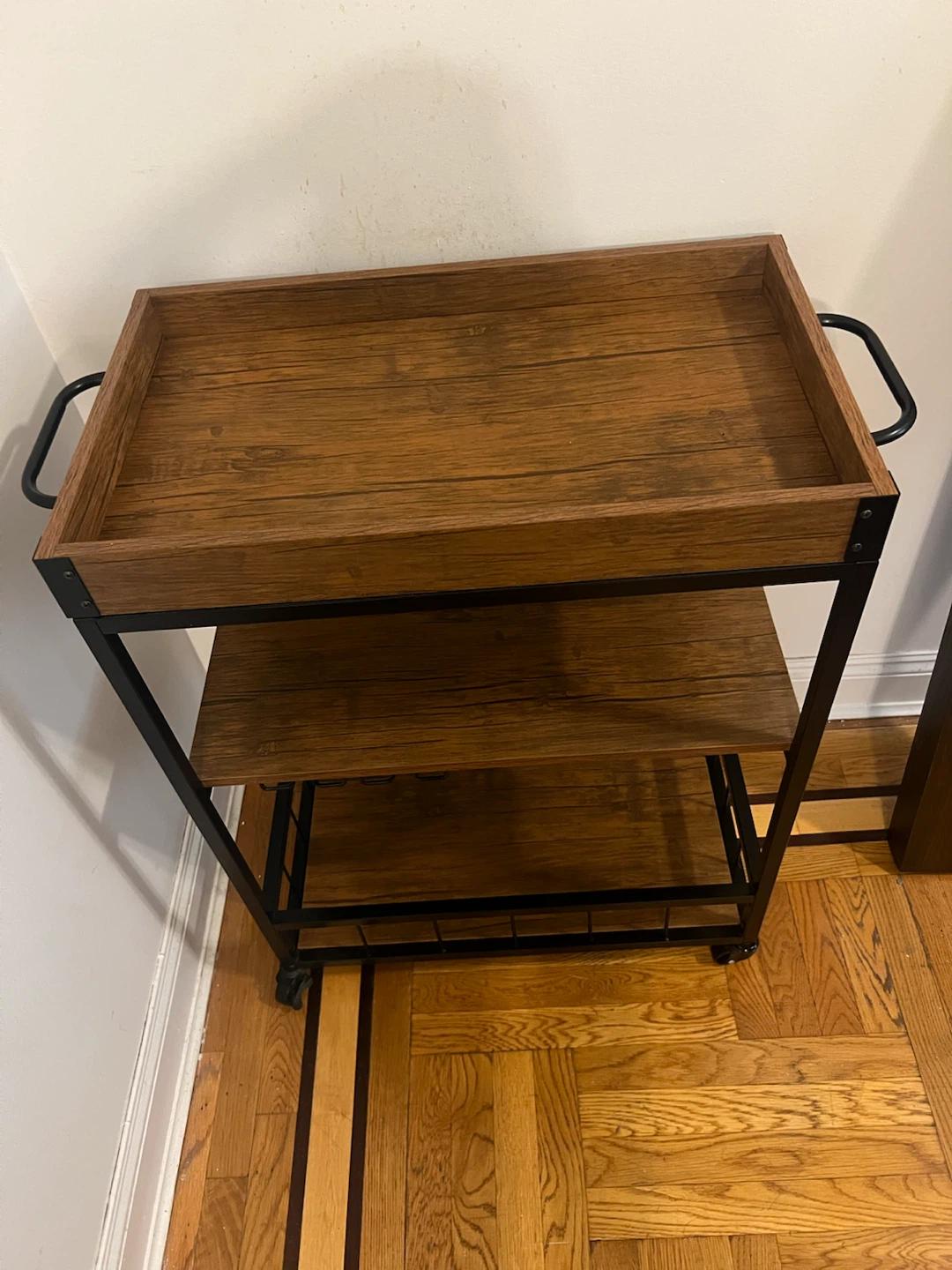 Bar cart with removable top tray - photo 2