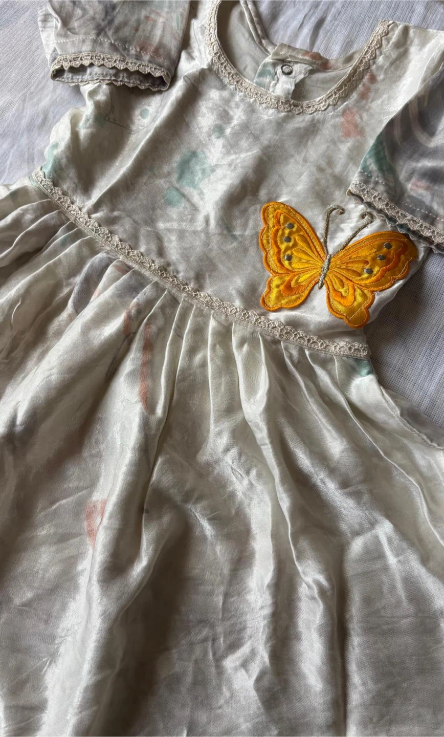 White Dress with Butterfly - Ages 2-3 Years - photo 2