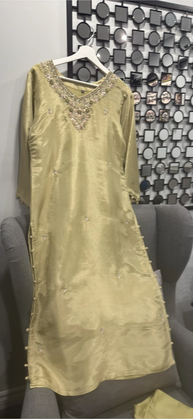 Brand new Pakistani suit  size small