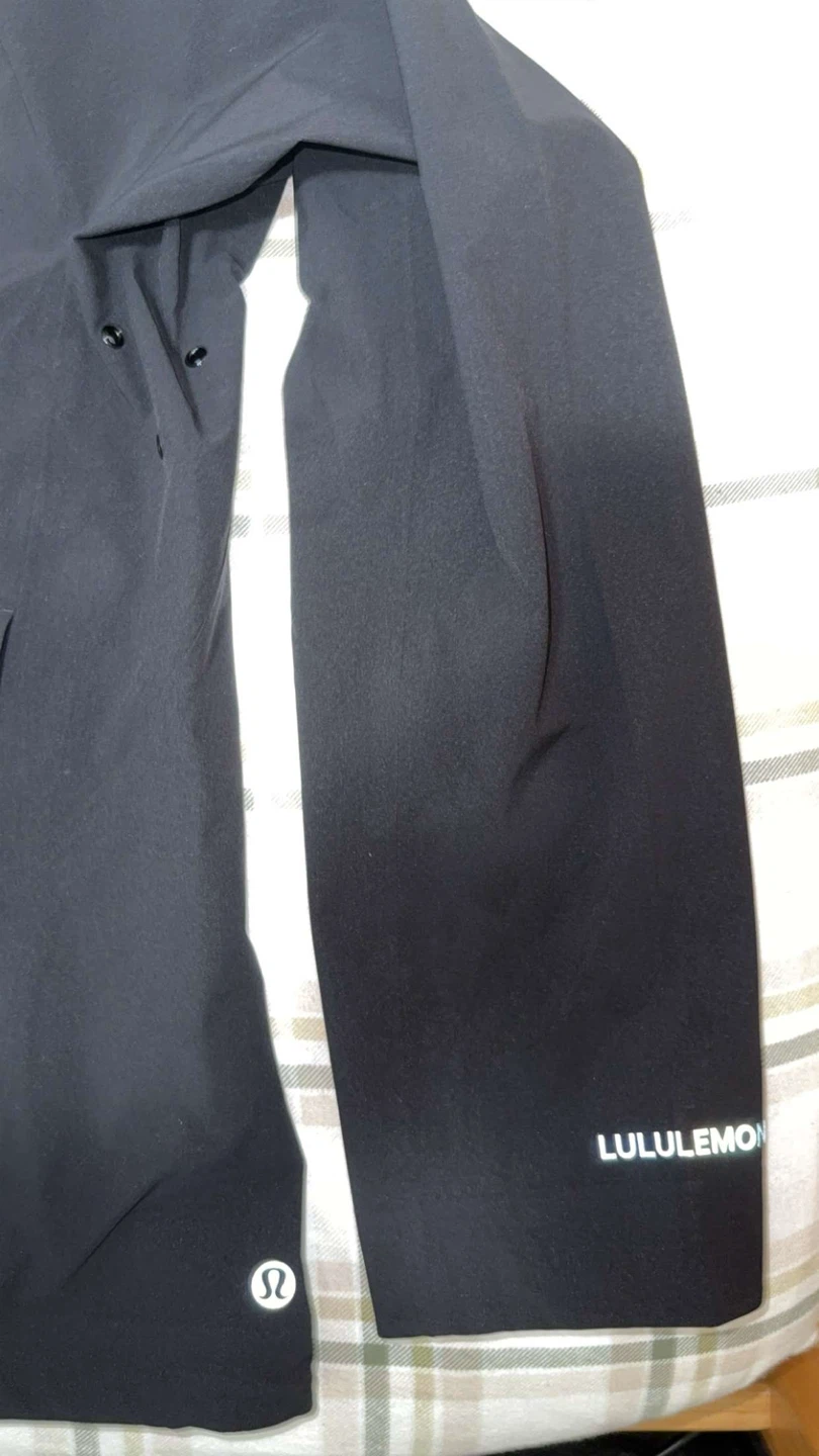 Lululemon Stretch Glyde Waterproof Jacket - photo 2