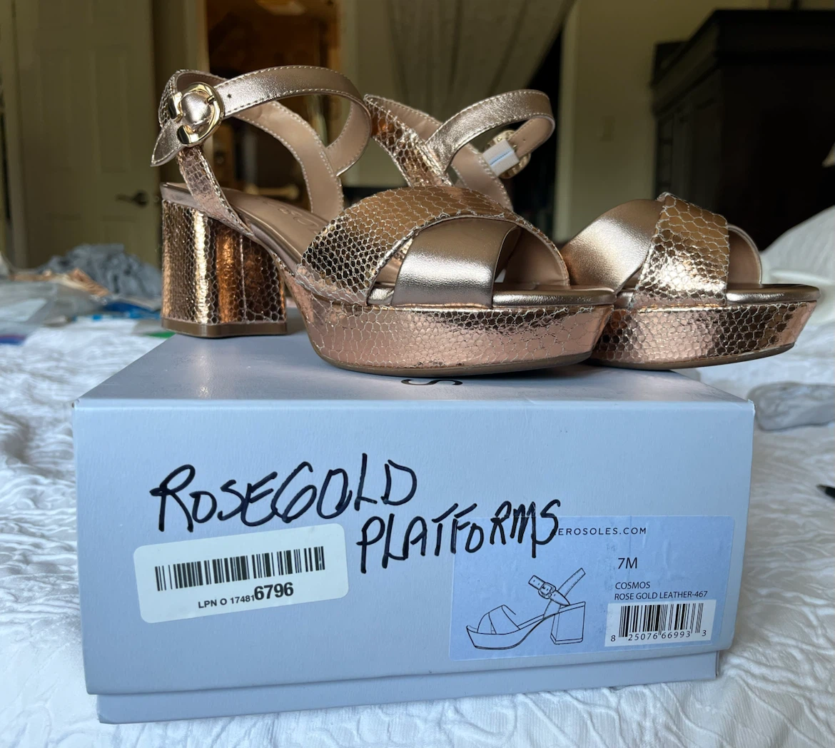 Ladies shoes.