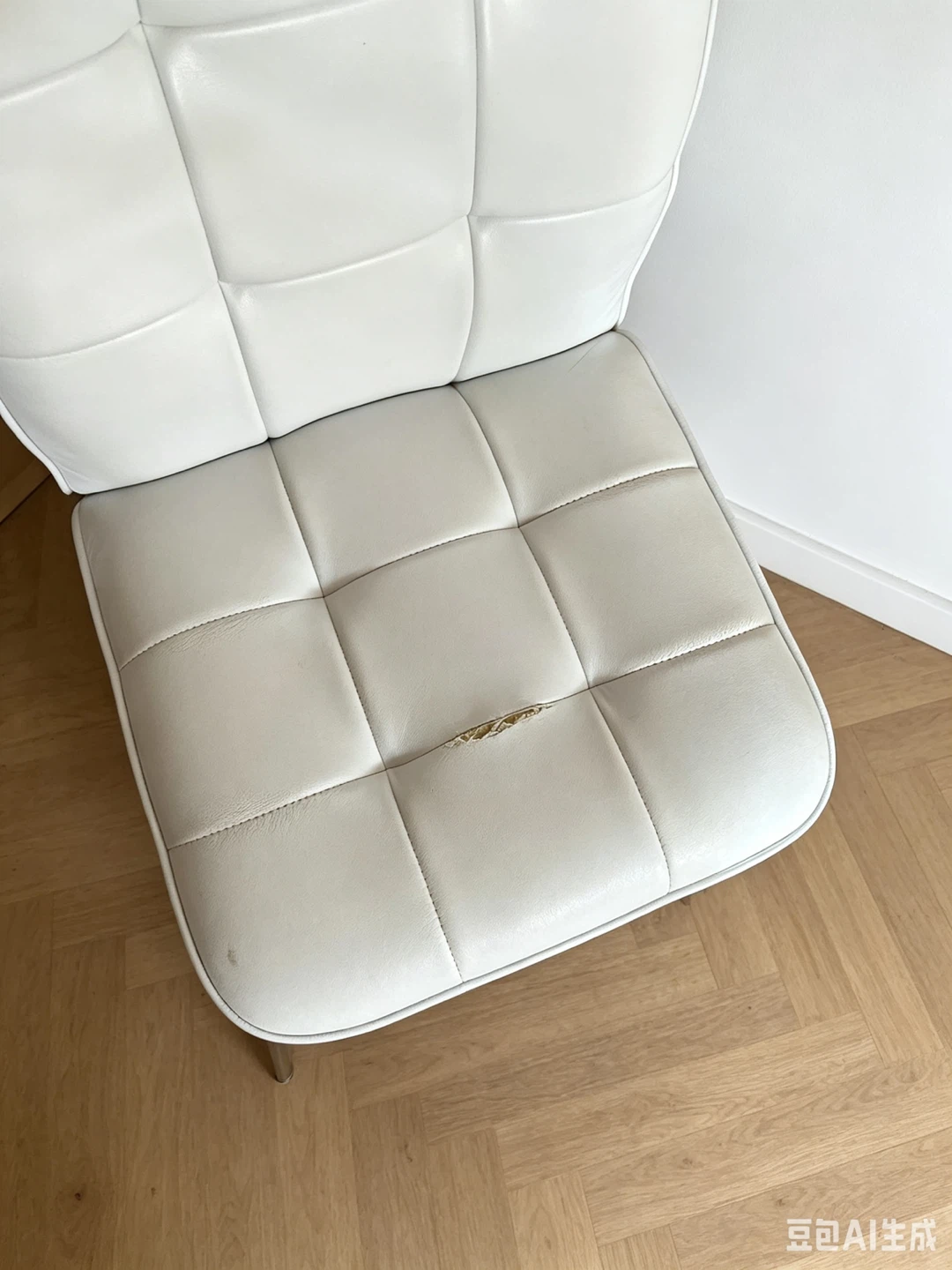 White Office Chair with White Sherpa Seat Cover - photo 4